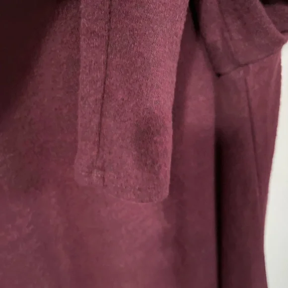 NWT Cozy Burgundy Sweater -Medium - Picture 4 of 5